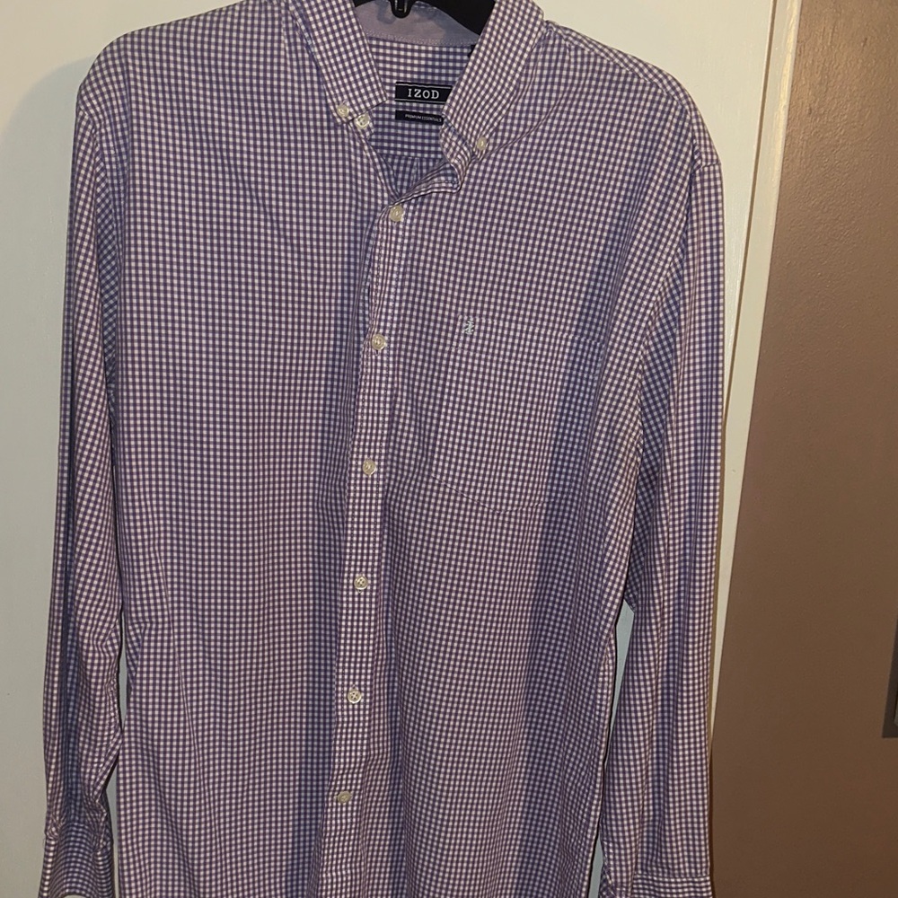 Izod Men's Lavender Gingham Shirt